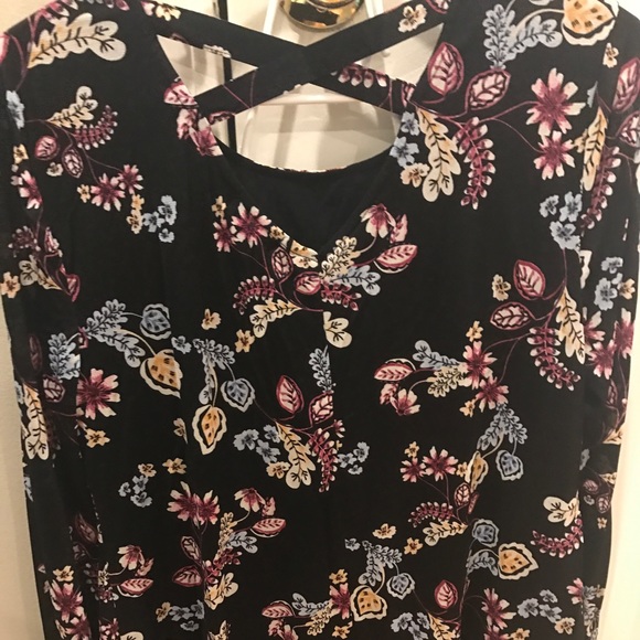 Tunic - Picture 2 of 8